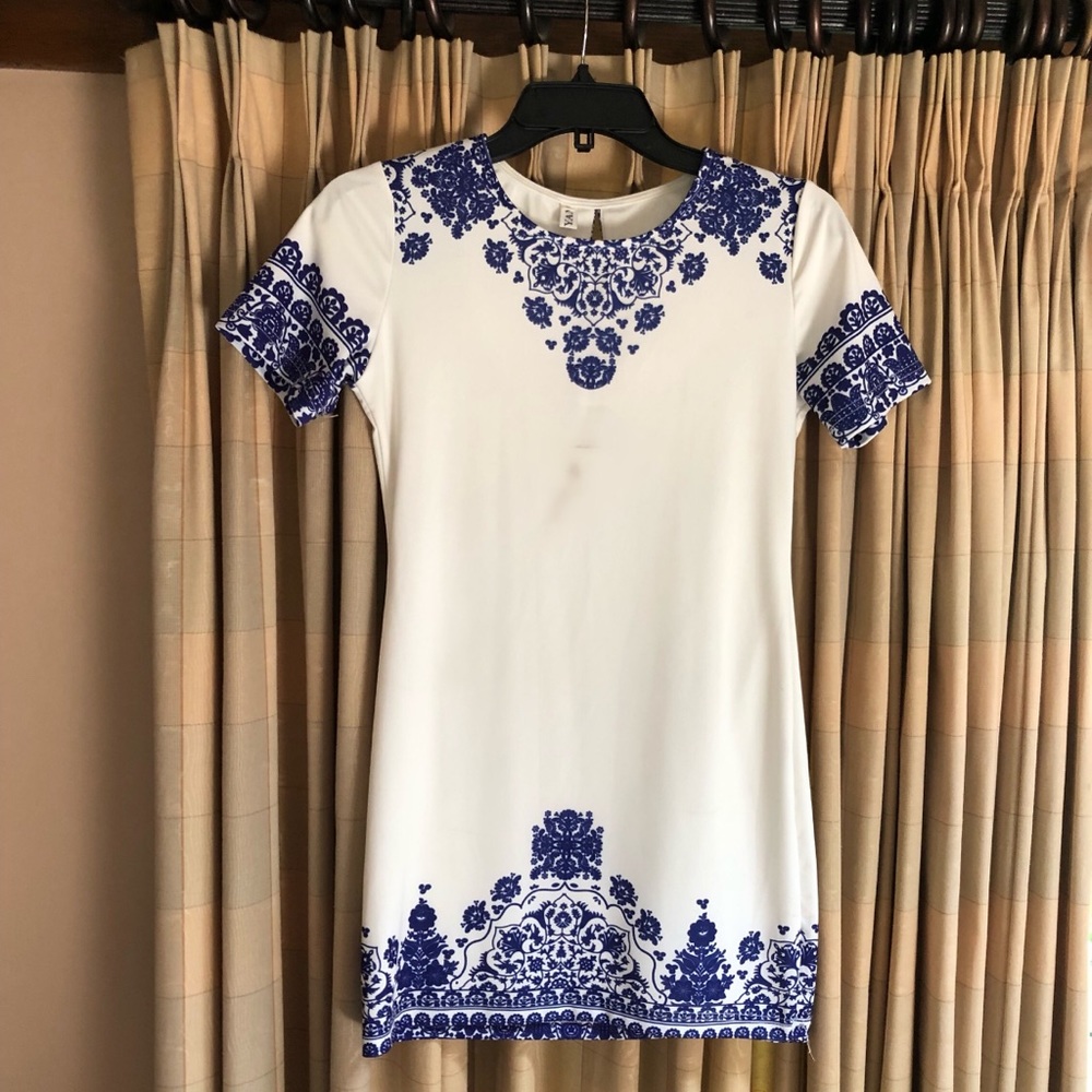 Mini cream dress